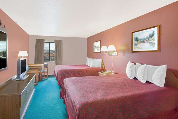  - Days Inn Custer