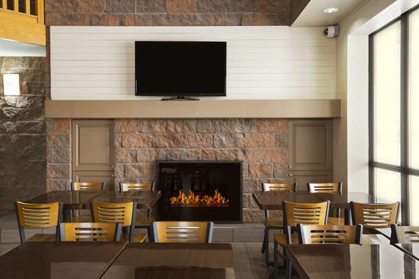  - Super 8 Hotel Timmins