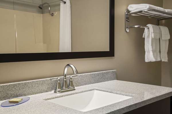  - Super 8 Hotel Timmins