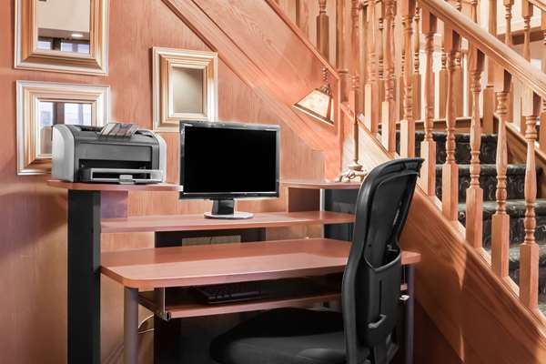 Conference Area - Super 8 Hotel Sudbury