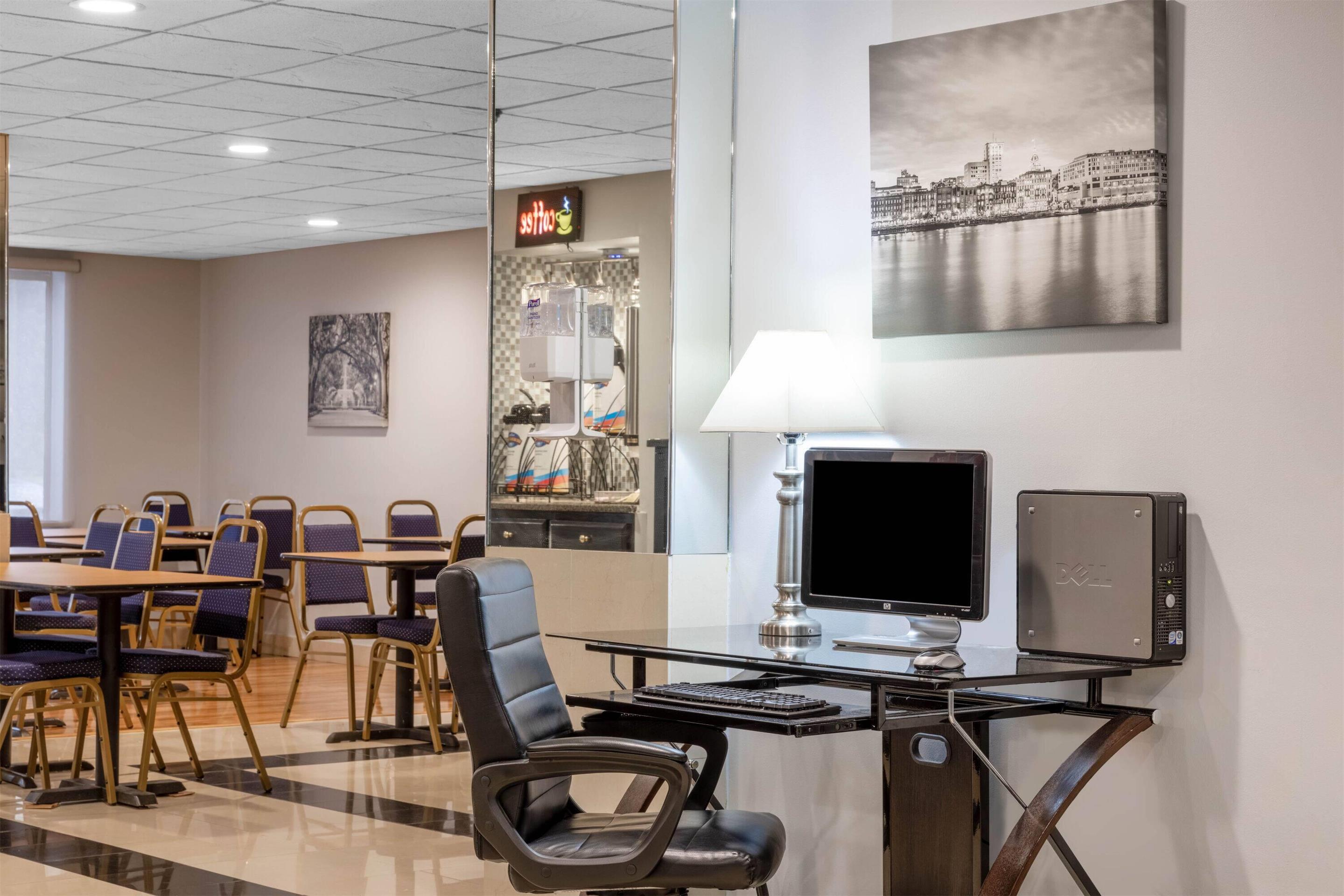 Business Center | Baymont by Wyndham Pooler/Savannah