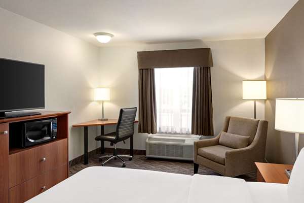  - Super 8 Hotel Shawnessey Area Calgary