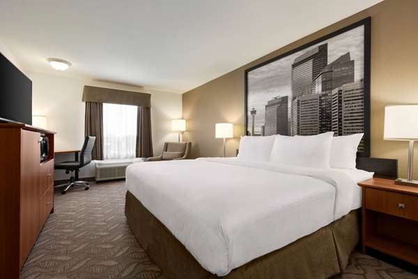 - Super 8 Hotel Shawnessey Area Calgary
