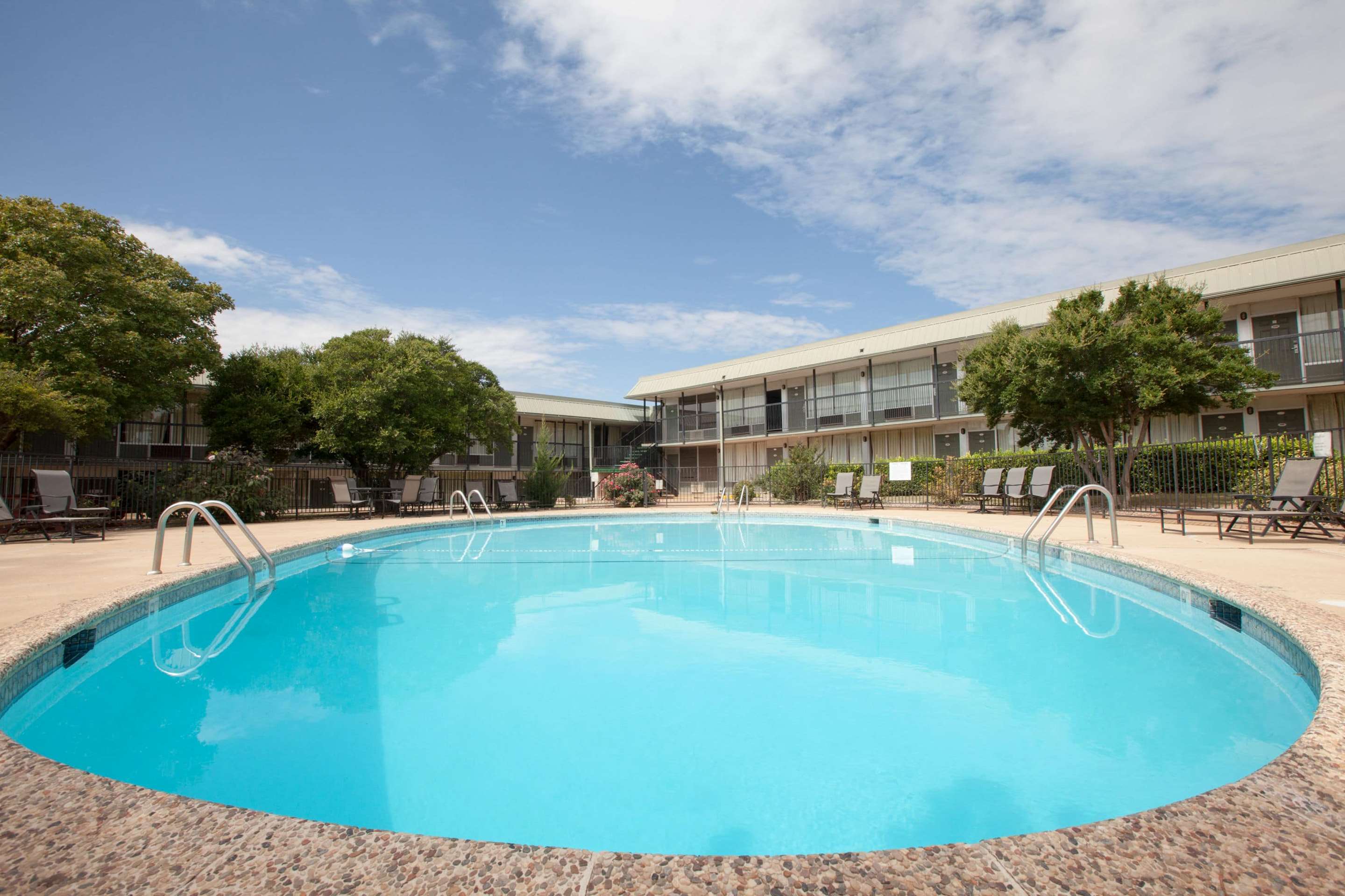 Pool | Days Inn by Wyndham Clinton