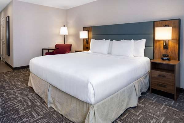 - Wingate by Wyndham Hotel Vineland