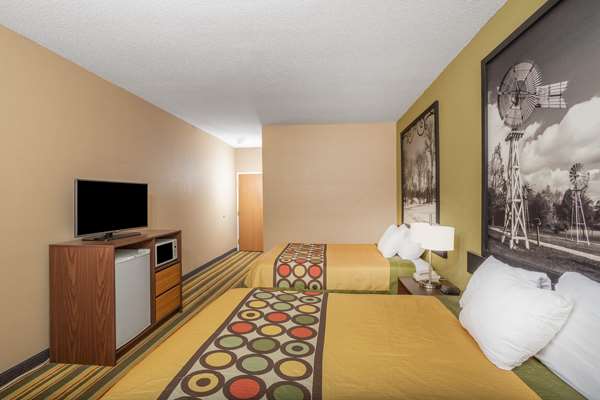  - Super 8 Hotel Goshen