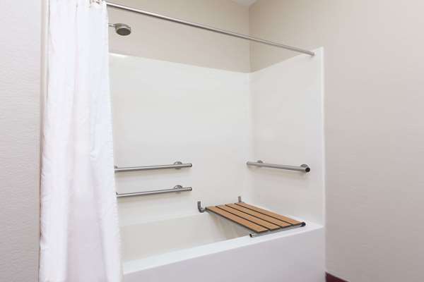  - Super 8 Hotel Huntsville