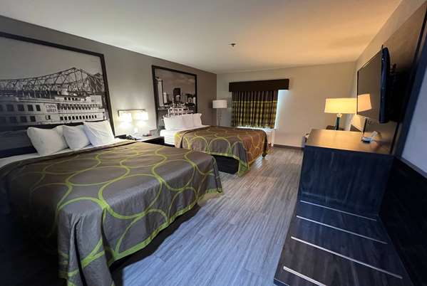  - Super 8 Hotel Lake Charles - I-210, Exit 7