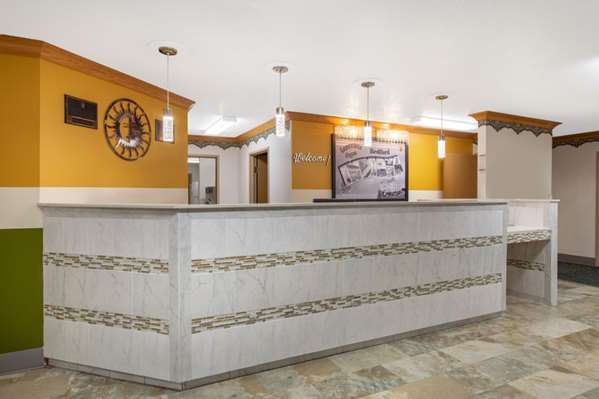  - Super 8 Hotel Bedford