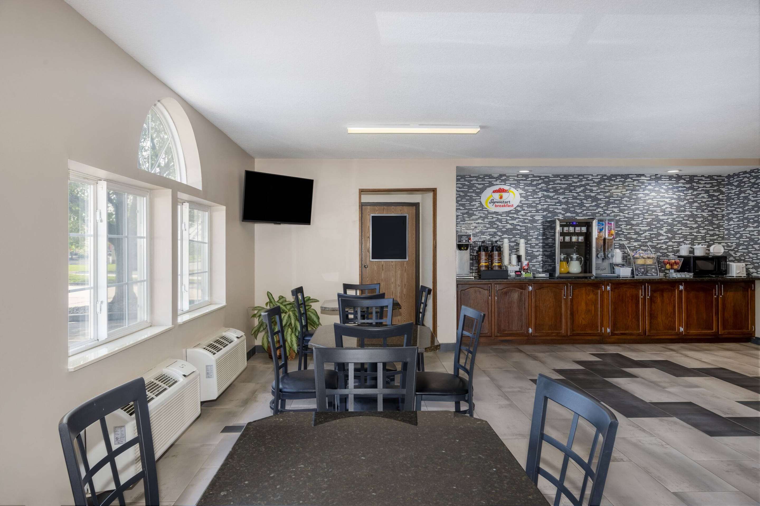 Property amenity | Super 8 by Wyndham De Soto
