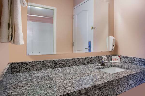  - Ramada Hotel Hundred Mile House