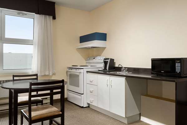 Suite - Days Inn Trois-Rivieres