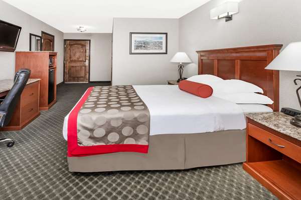  - Ramada Hotel Frisco - I-70, Exit 203