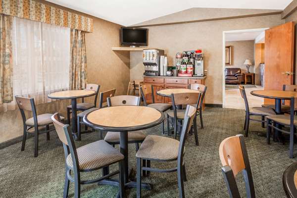  - Ramada Hotel Frisco - I-70, Exit 203