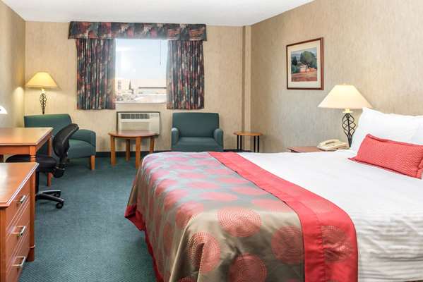  - Ramada Hotel & Golf Dome Saskatoon