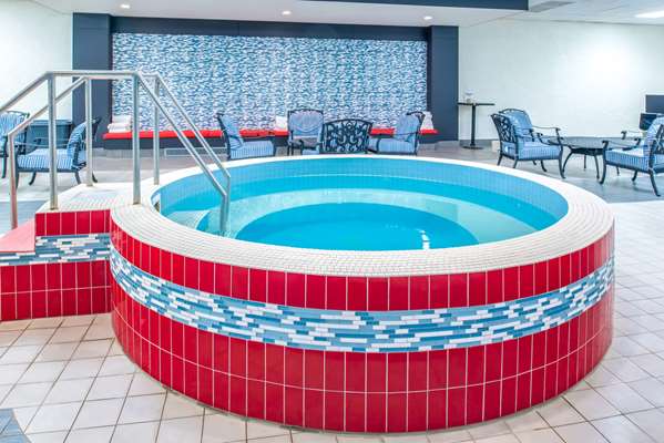 Pool - Ramada Hotel & Golf Dome Saskatoon