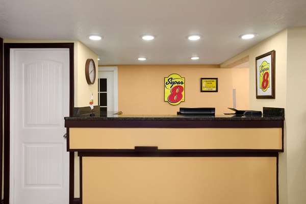  - Super 8 Motel Woodward