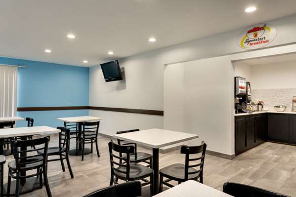 Restaurant - Super 8 Hotel Olive Branch