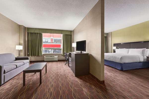 Suite - Days Inn Downtown Ottawa