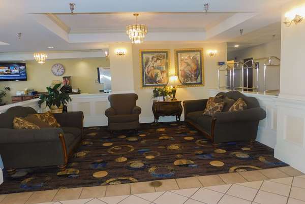  - Days Inn & Suites Pocahontas