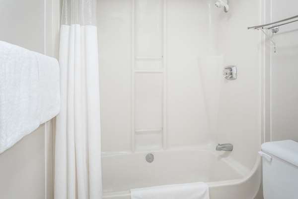  - Ramada Hotel Quesnel