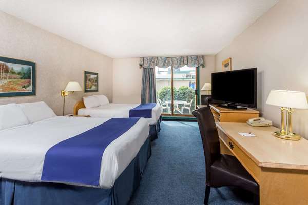 Suite - Ramada Hotel Quesnel