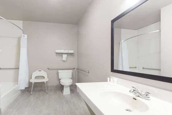  - Days Inn Galleria Houston