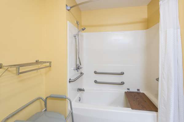  - Super 8 Hotel Medina - I-71, Exit 218