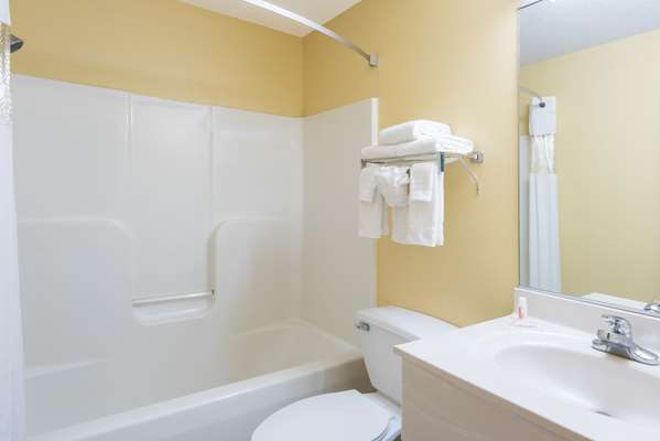  - Super 8 Hotel Medina - I-71, Exit 218