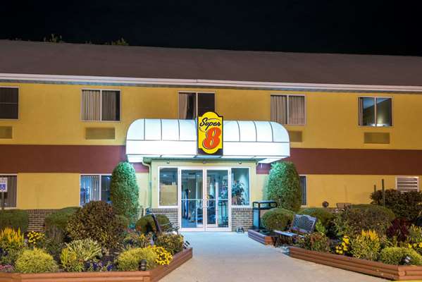 Exterior view - Super 8 Hotel Medina - I-71, Exit 218