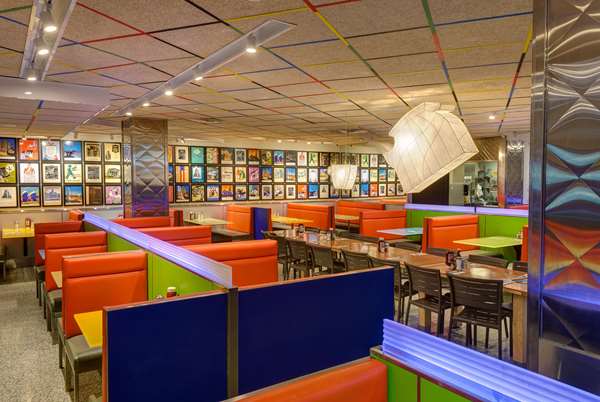 Restaurant - Wyndham New Yorker Hotel New York