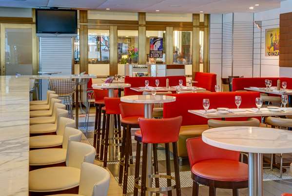 Restaurant - Wyndham New Yorker Hotel New York