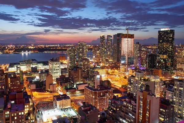 Exterior view - Wyndham New Yorker Hotel New York