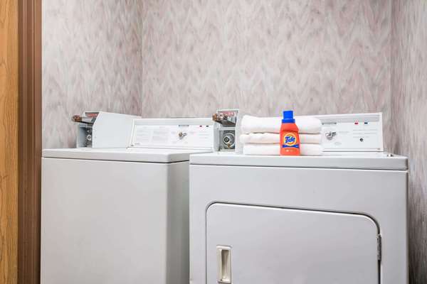  - Days Inn Black River Falls