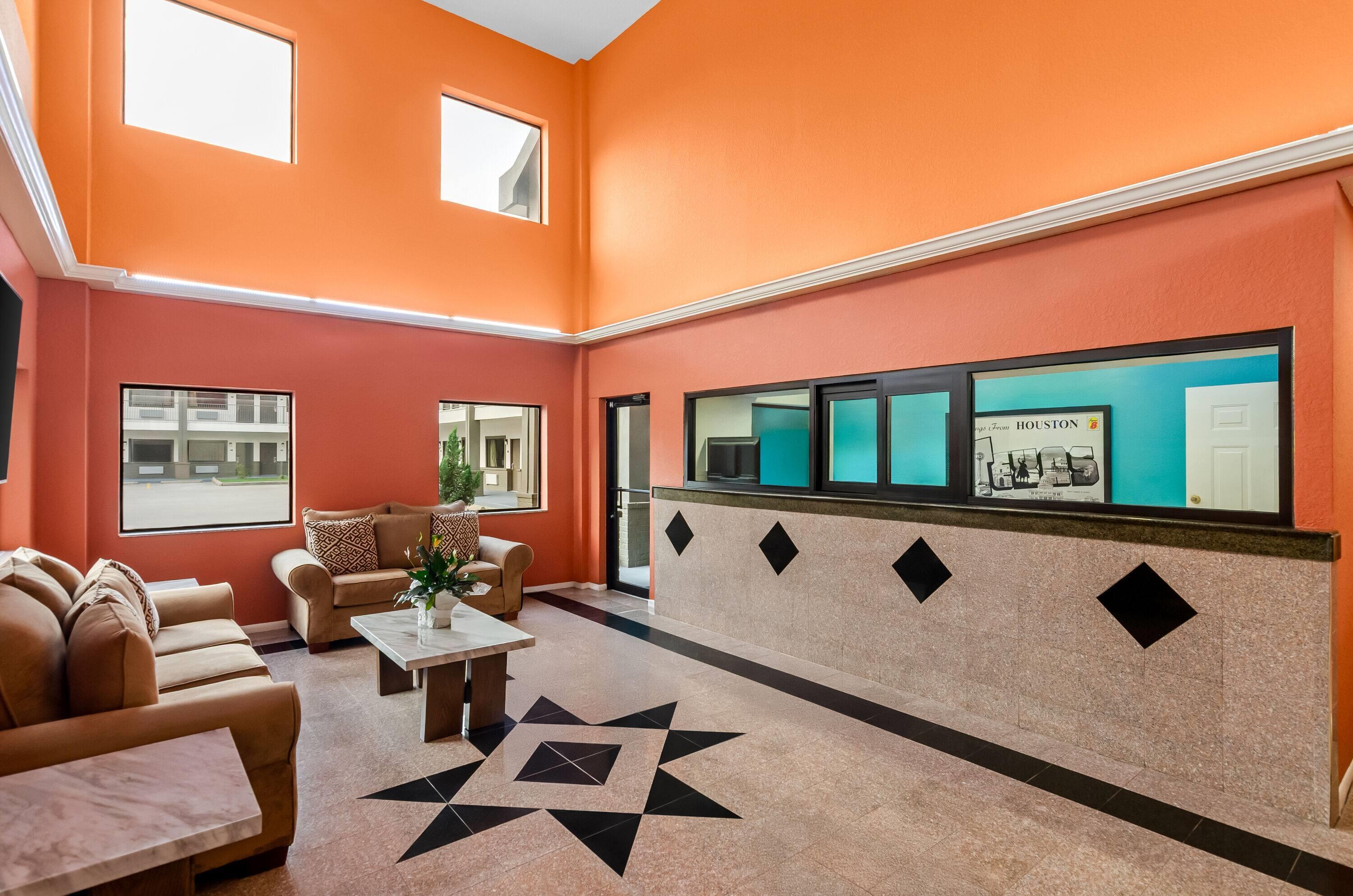 Lobby | Super 8 by Wyndham Houston/Brookhollow NW