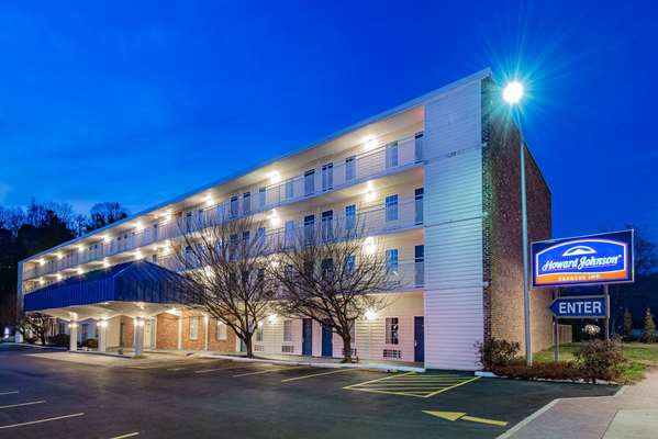 Exterior view - Howard Johnson Express Inn Staunton