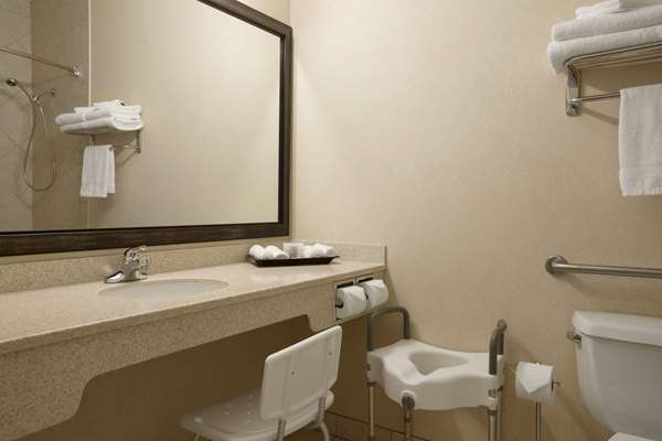  - Travelodge Strathmore