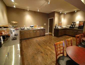  - Travelodge Parksville