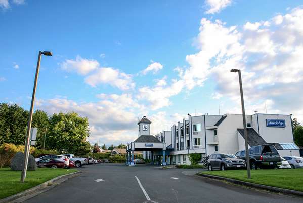 Exterior view - Travelodge Parksville