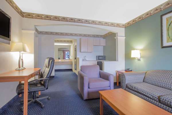 Suite - Days Inn Nacogdoches