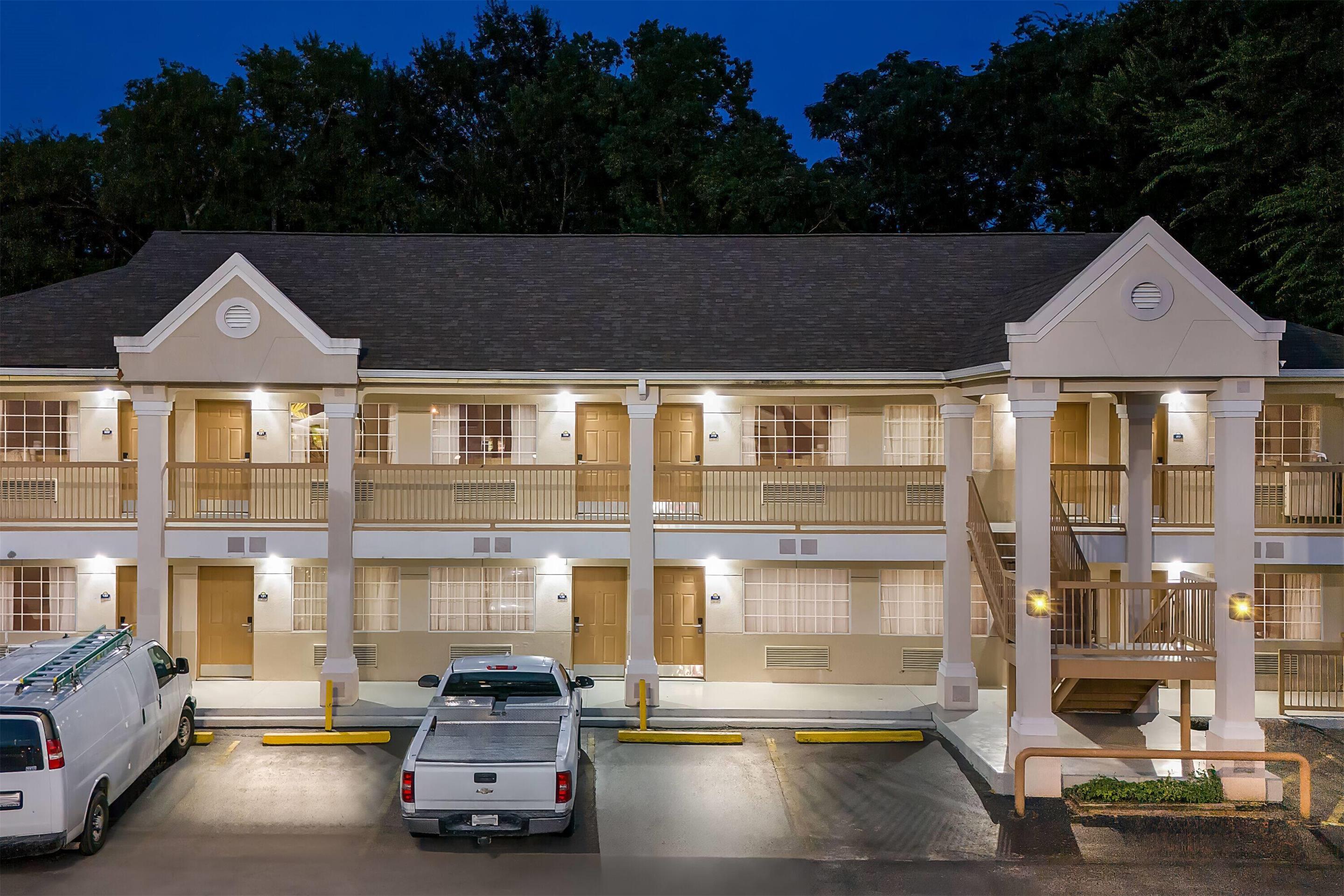 Exterior | Days Inn by Wyndham Nacogdoches/SFA University/Downtown