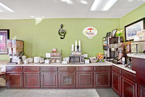  - Super 8 Motel West Nashville - I-40, Exit 201