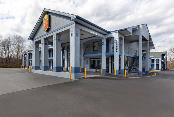 Exterior view - Super 8 Motel West Nashville - I-40, Exit 201