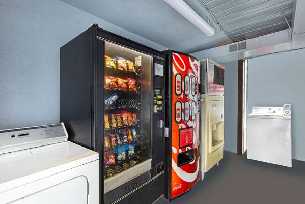 Amenities - Super 8 Motel West Nashville - I-40, Exit 201