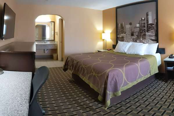  - Super 8 Motel Northwest Houston