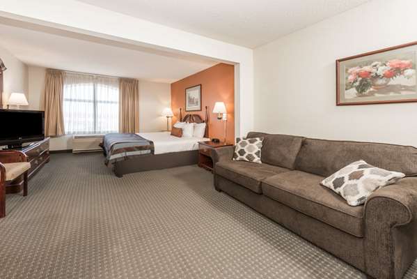 Suite - Wingate by Wyndham Airport Indianapolis - I-74 & I-465, Exit 13
