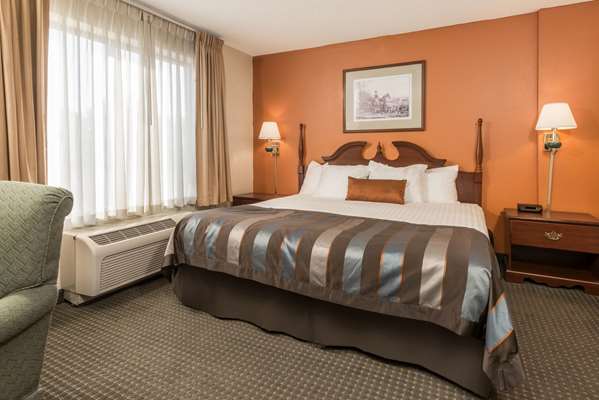  - Wingate by Wyndham Airport Indianapolis - I-74 & I-465, Exit 13