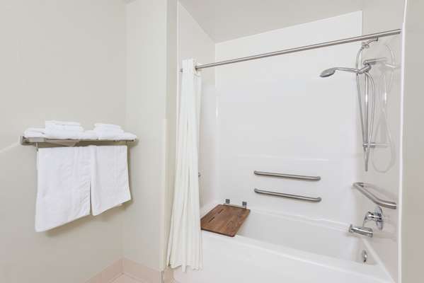  - Super 8 Hotel Halfway Hagerstown - I-81, Exit 5B