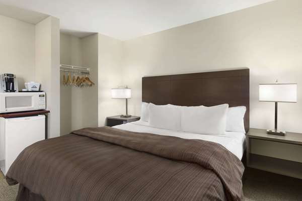  - Days Inn Steinbach