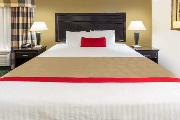  - Ramada Inn Airport Ontario